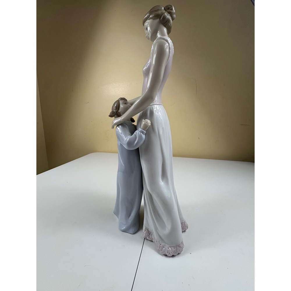 Lladro Mother & Child Porcelain Figurine 12" DAISA‎ 2000 Retired Embrace - Picture 6 of 16